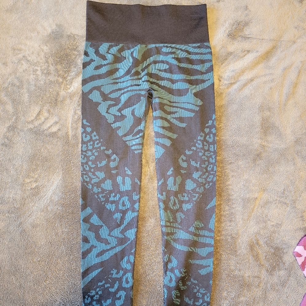 Legging - Picture 2 of 2